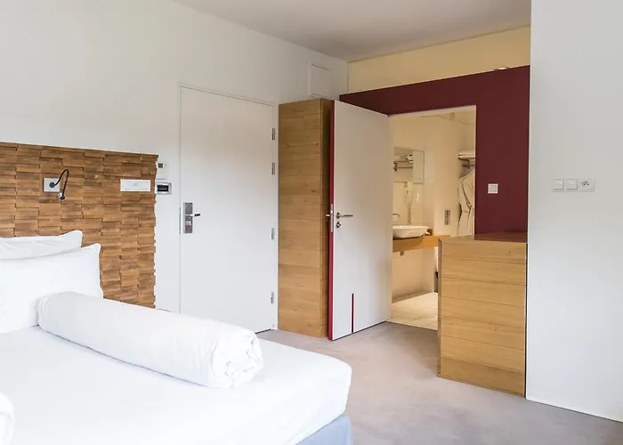 Отель Hot_Elarnia Hotel & Spa